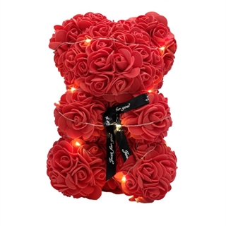 Bamse pyntet med røde roser og lys - Højde: 23 cm